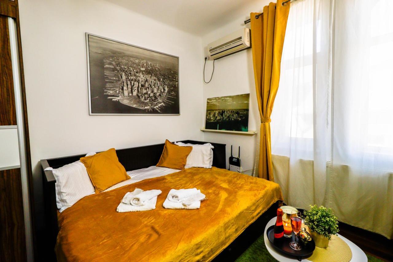 Central Old City Center Studio Universitate Coltea - Cav9 Букурещ Екстериор снимка