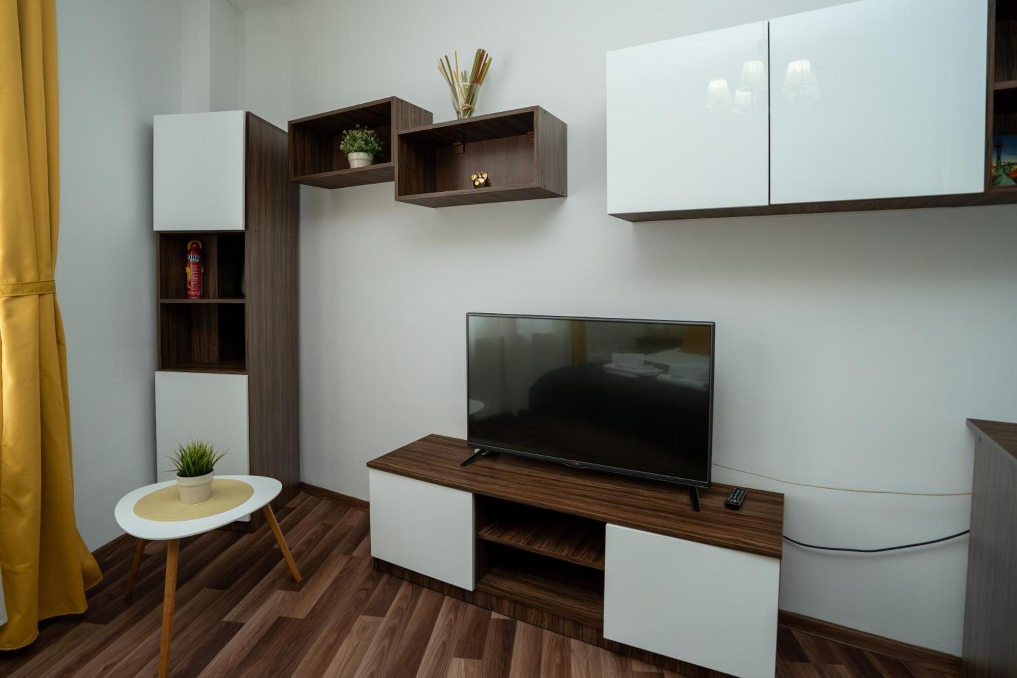 Central Old City Center Studio Universitate Coltea - Cav9 Букурещ Екстериор снимка